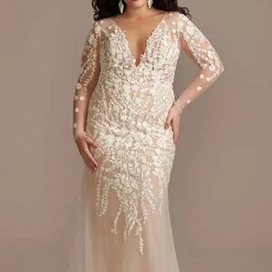 WEDDING DRESS NWT